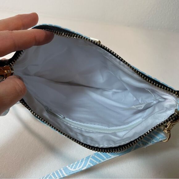 Scout Taylor light blue and white print crossbody bag - Picture 5 of 12